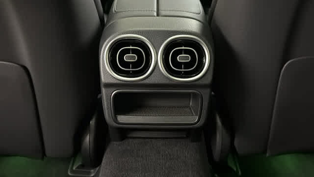 Certified 2026 Mercedes-Benz C 300 4MATIC Sedan image 28