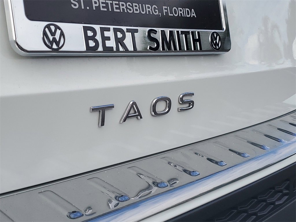 Used 2022 Volkswagen Taos SEL image 5