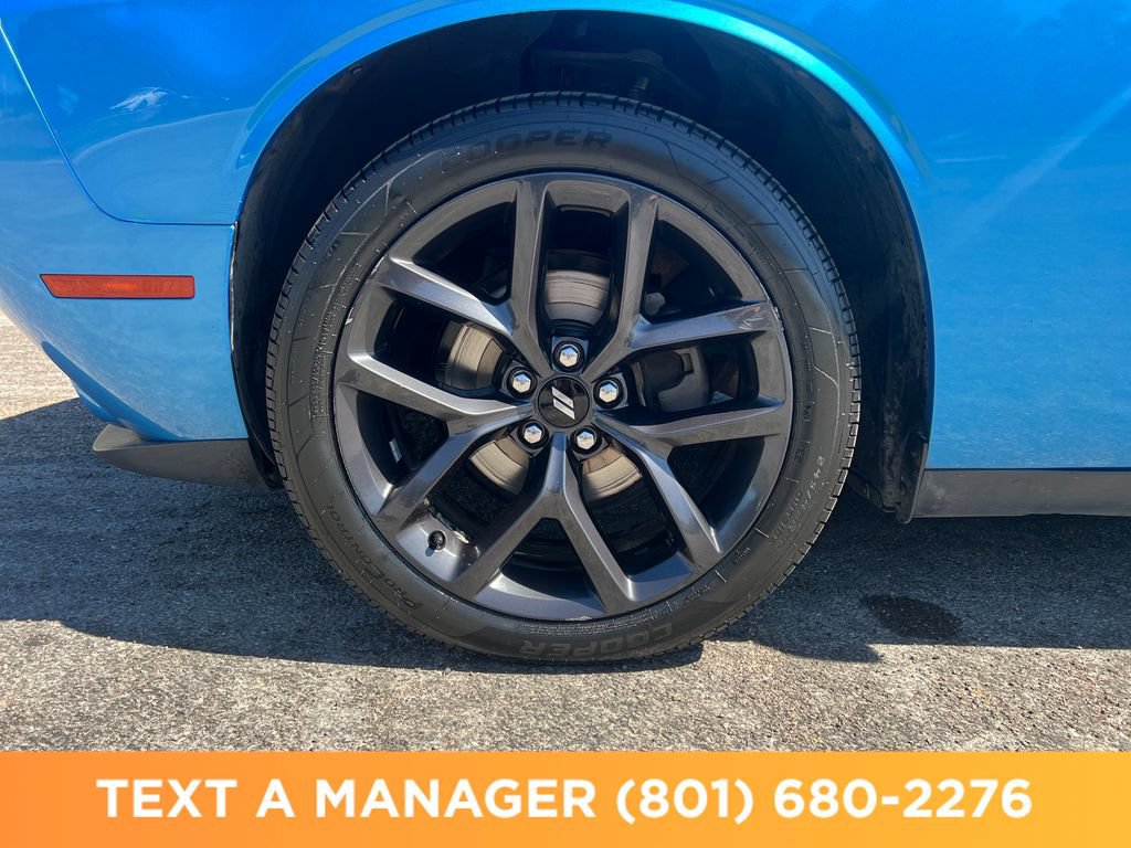 Used 2019 Dodge Challenger SXT RWD image 22