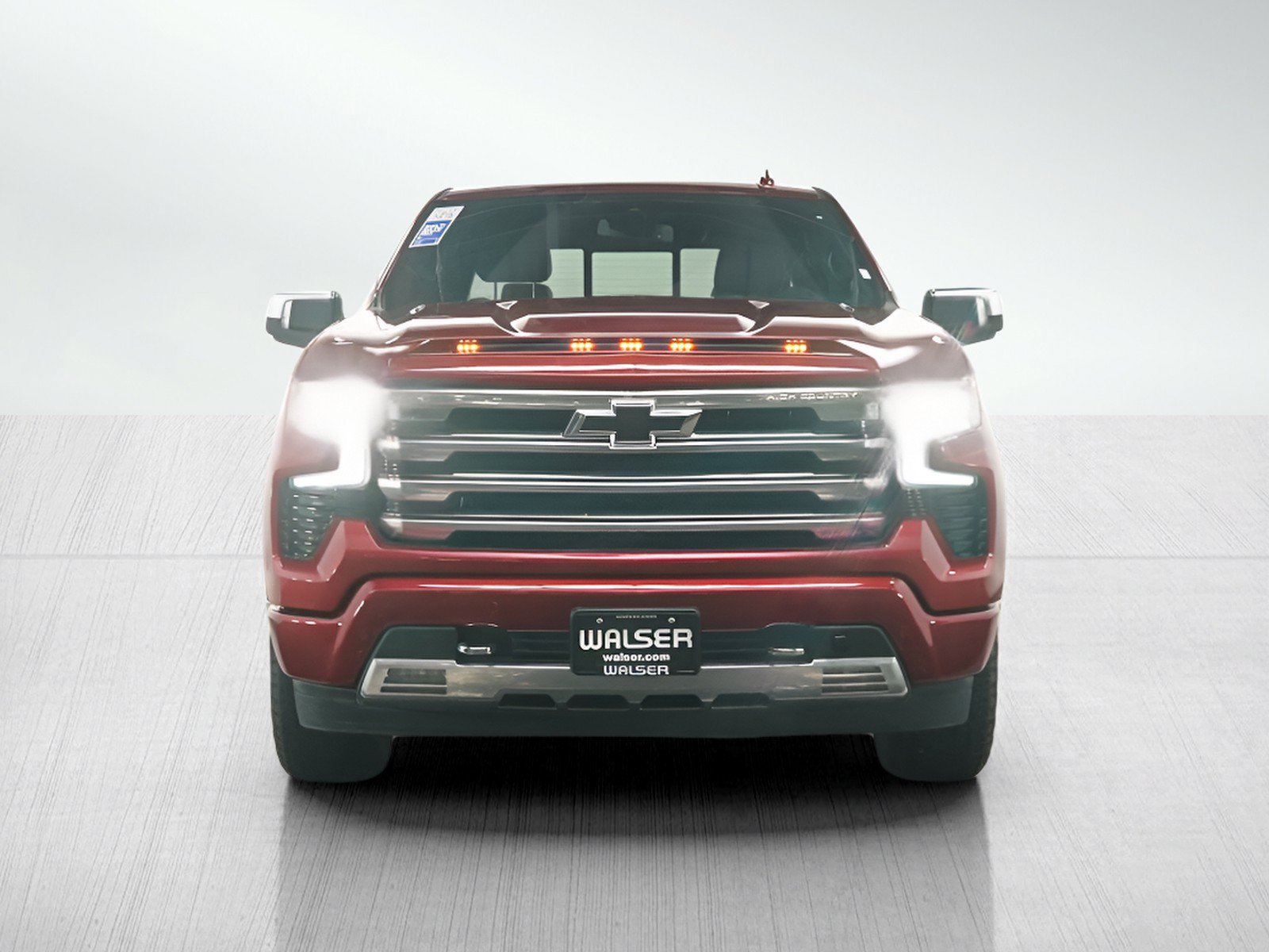 Used 2023 Chevrolet Silverado 1500 High Country w/ Z71 Off-Road Package AWD/4WD image 8