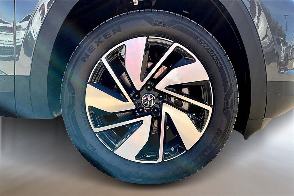 New 2026 Volkswagen Atlas SE image 13