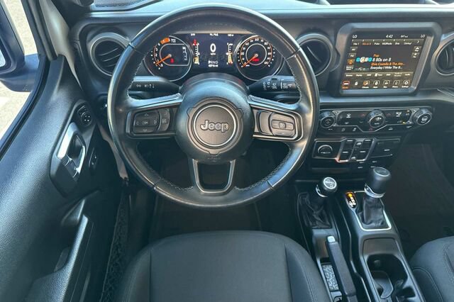 Used 2022 Jeep Wrangler Unlimited Sport AWD/4WD image 11