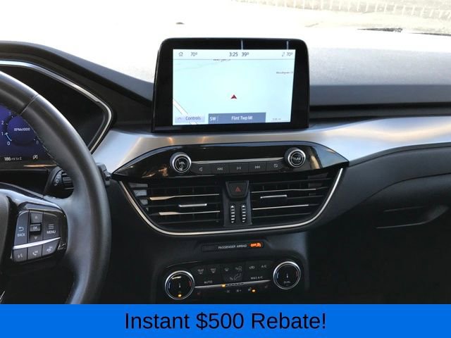 Used 2022 Ford Escape Titanium image 9