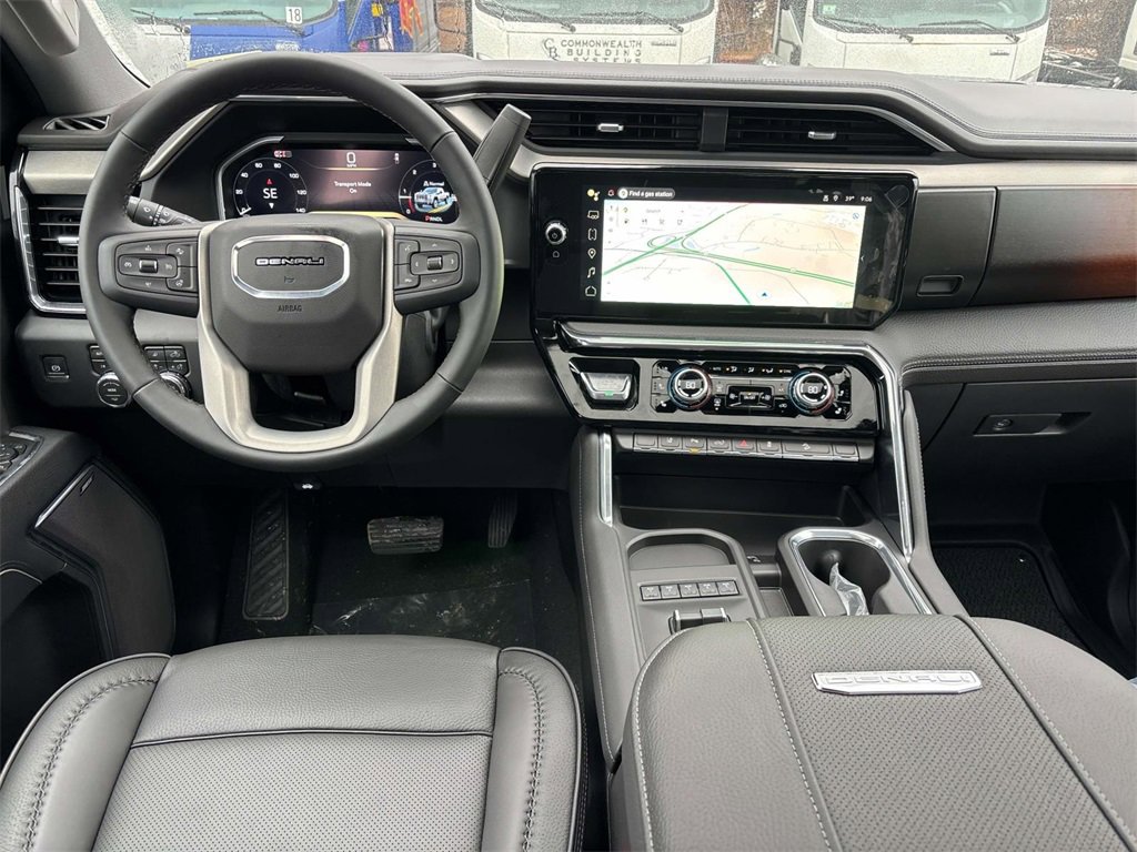 New 2026 GMC Sierra 3500 Denali w/ Denali Reserve Package image 7