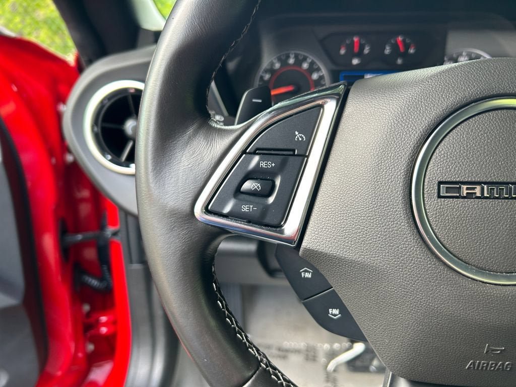Used 2023 Chevrolet Camaro LT RWD image 15