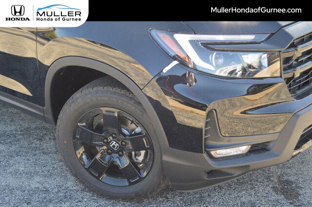 New 2026 Honda Ridgeline Black Edition image 3