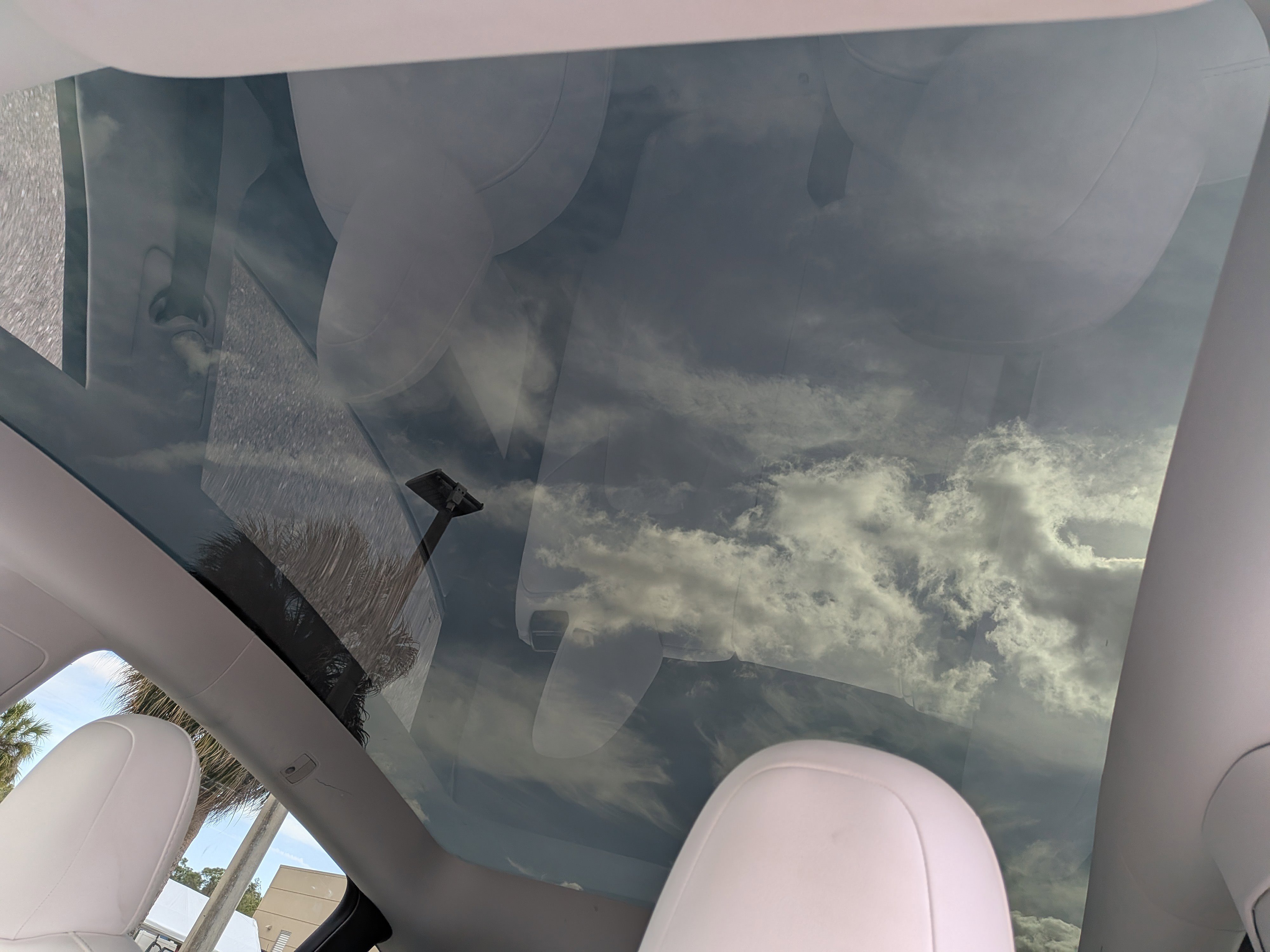 Used 2022 Tesla Model Y Performance image 23