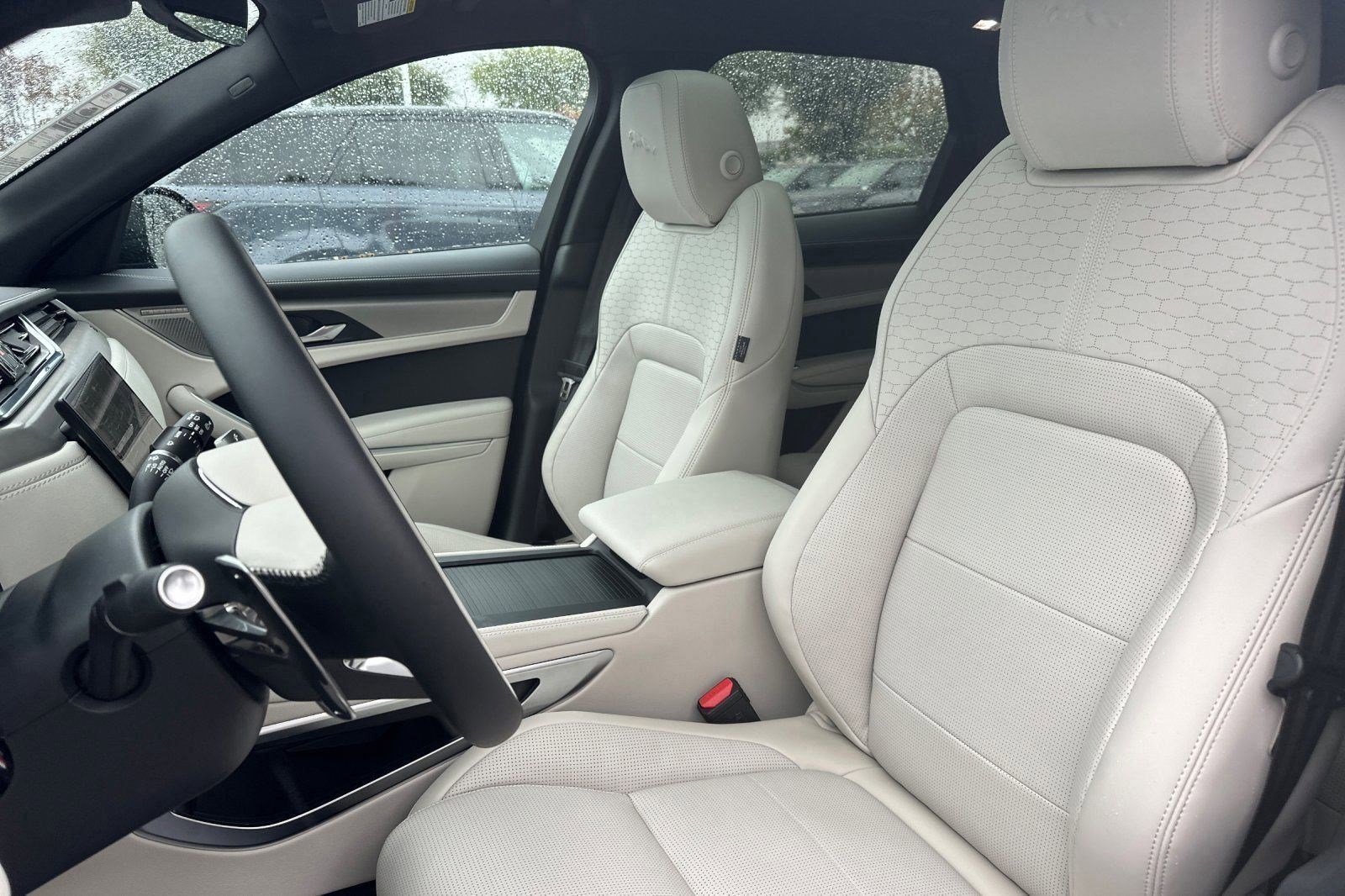 New 2026 Jaguar F-PACE R-Dynamic S AWD/4WD image 25