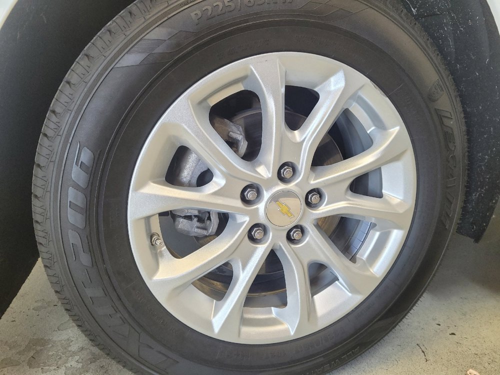 Used 2018 Chevrolet Equinox LS image 31