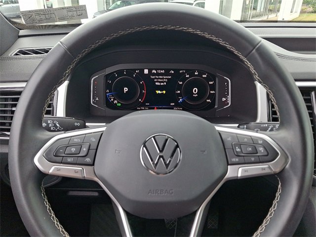 Used 2022 Volkswagen Atlas Cross Sport SEL image 21