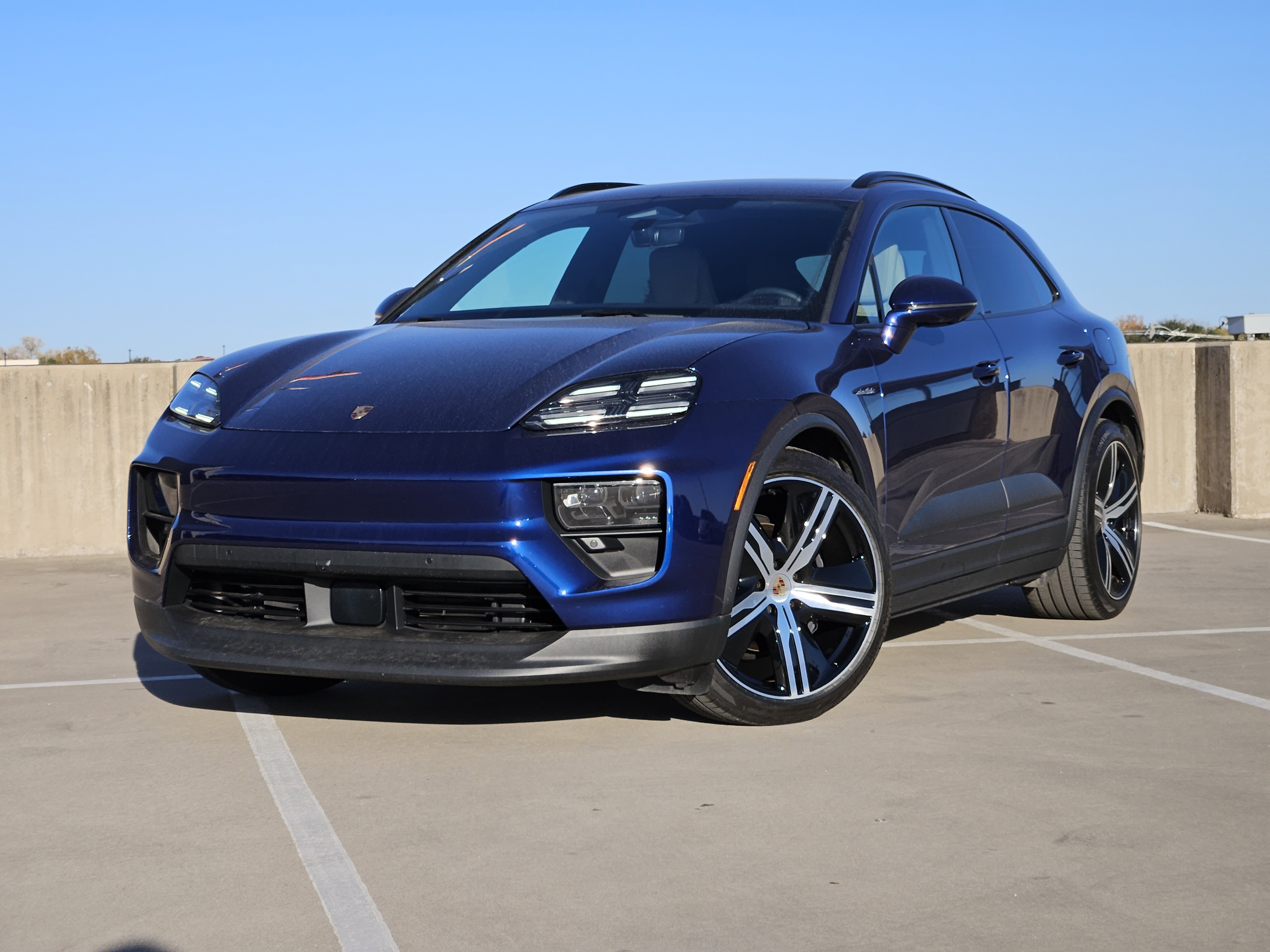 Certified 2024 Porsche Macan 4 Electric image 1