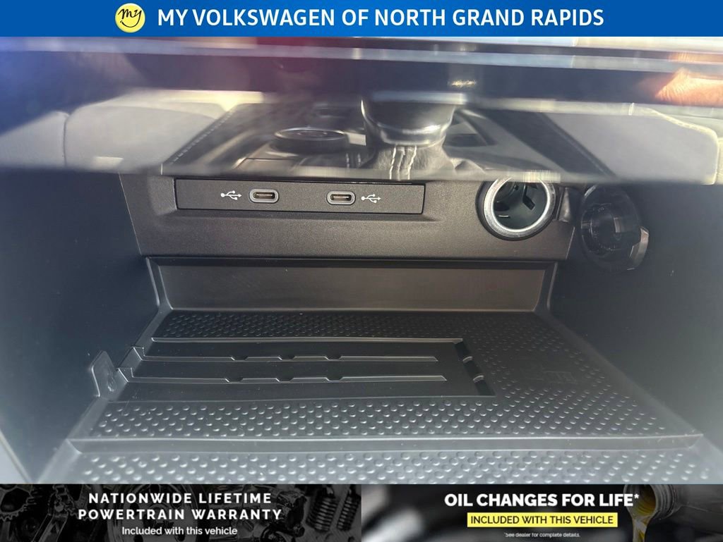 New 2026 Volkswagen Taos SE AWD/4WD image 18
