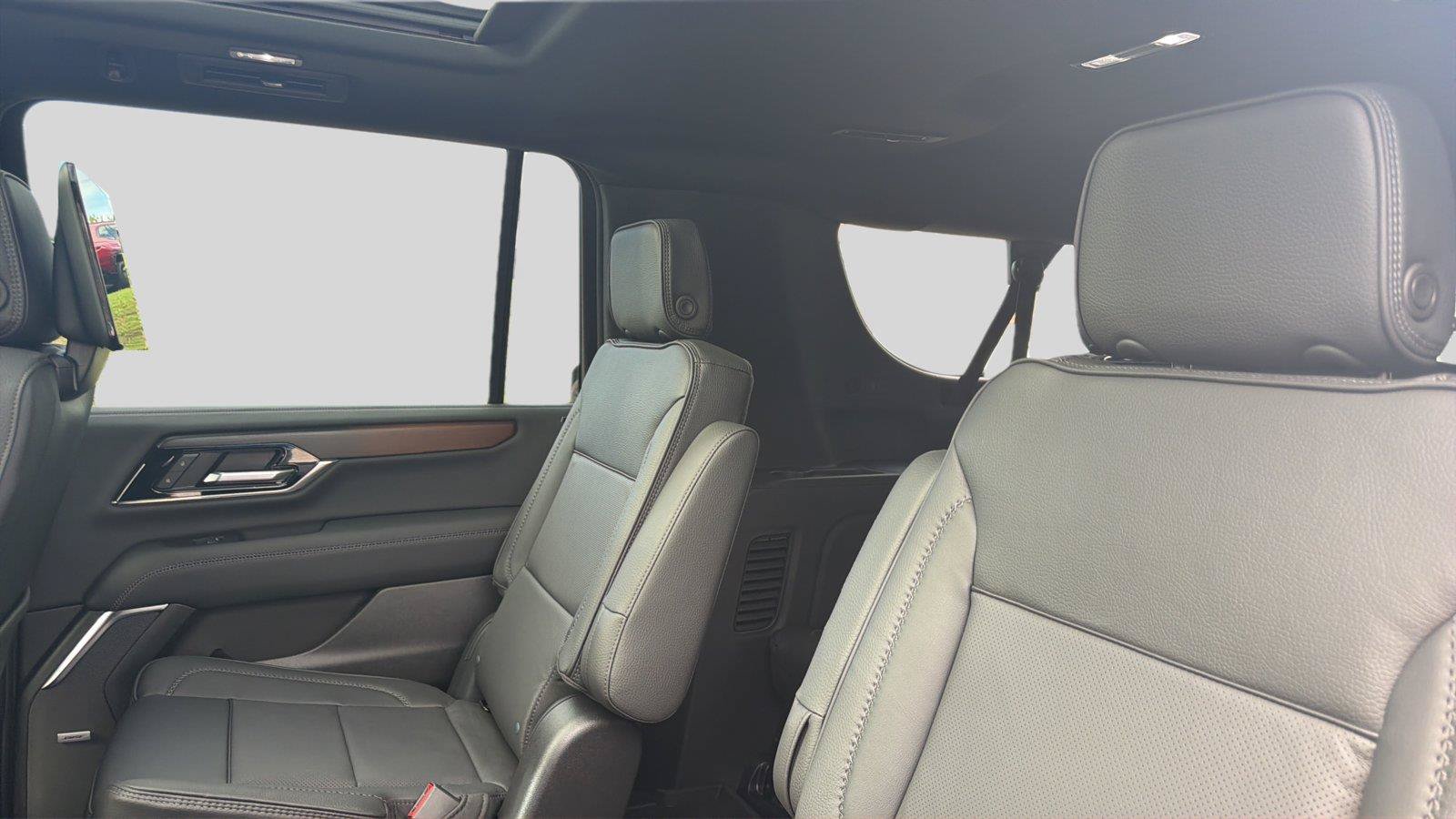 New 2027 GMC Yukon XL Denali w/ Denali Reserve Package AWD/4WD image 20
