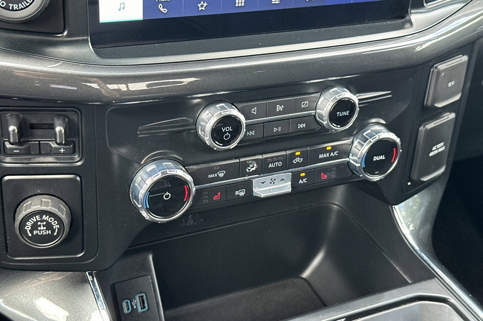 Used 2022 Ford F150 XLT w/ Equipment Group 302A High image 19