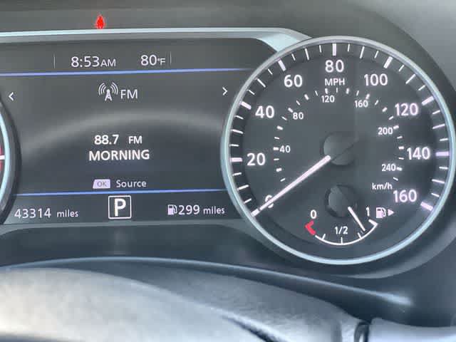 Used 2023 Nissan Sentra SR w/ SR Premium Package FWD image 19
