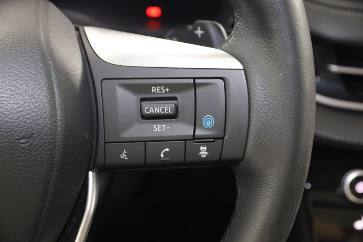 Used 2023 INFINITI QX60 Luxe w/ Cargo Package AWD/4WD image 36