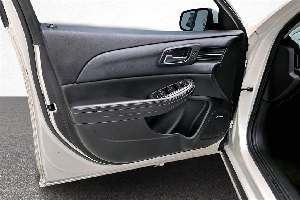 Used 2014 Chevrolet Malibu LT image 18