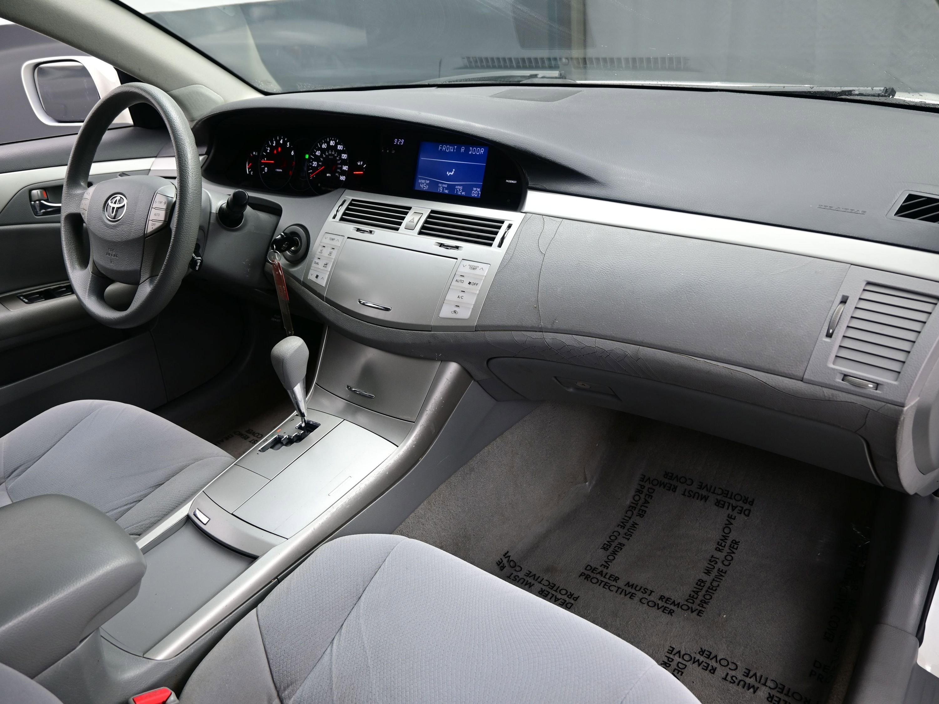 Used 2010 Toyota Avalon XL FWD image 14