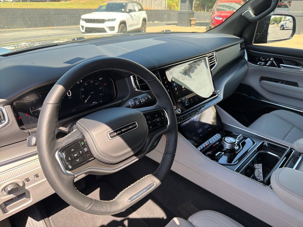 New 2026 Jeep Grand Wagoneer Summit AWD/4WD image 38