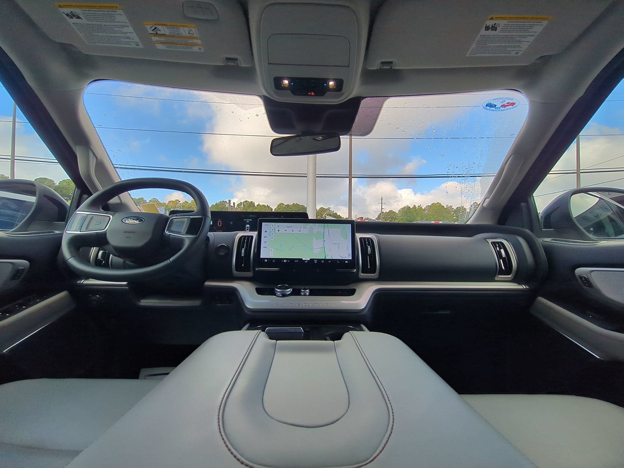 Certified 2025 Ford Expedition Active AWD/4WD image 26