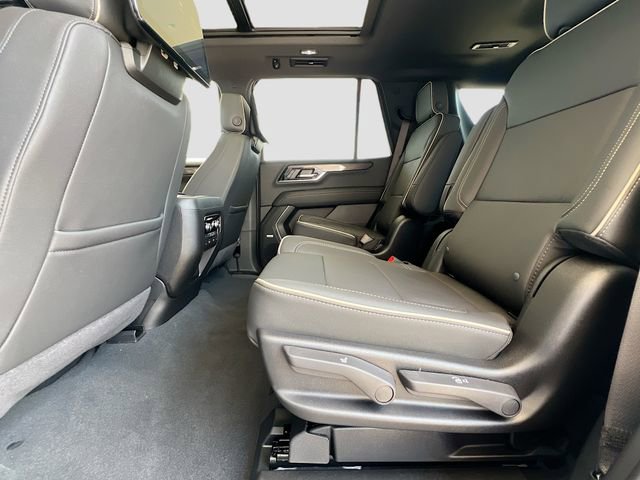 New 2026 GMC Yukon Elevation w/ Elevation Premium Package RWD image 17