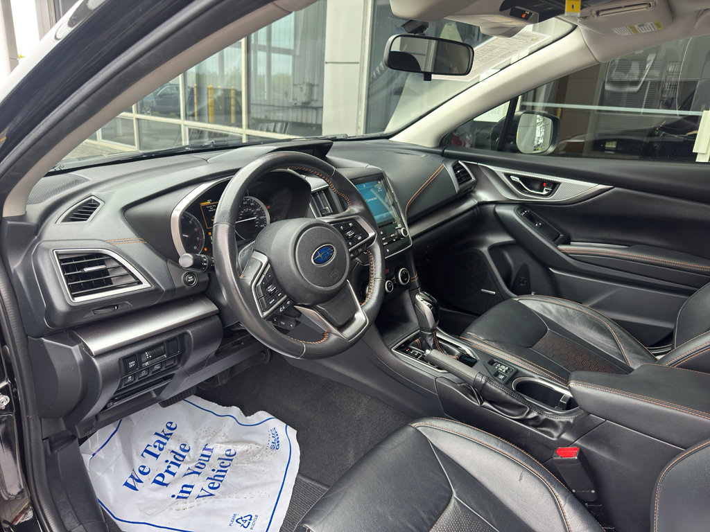 Used 2022 Subaru Crosstrek 2.5i Limited w/ Moonroof Package 2 AWD/4WD image 3