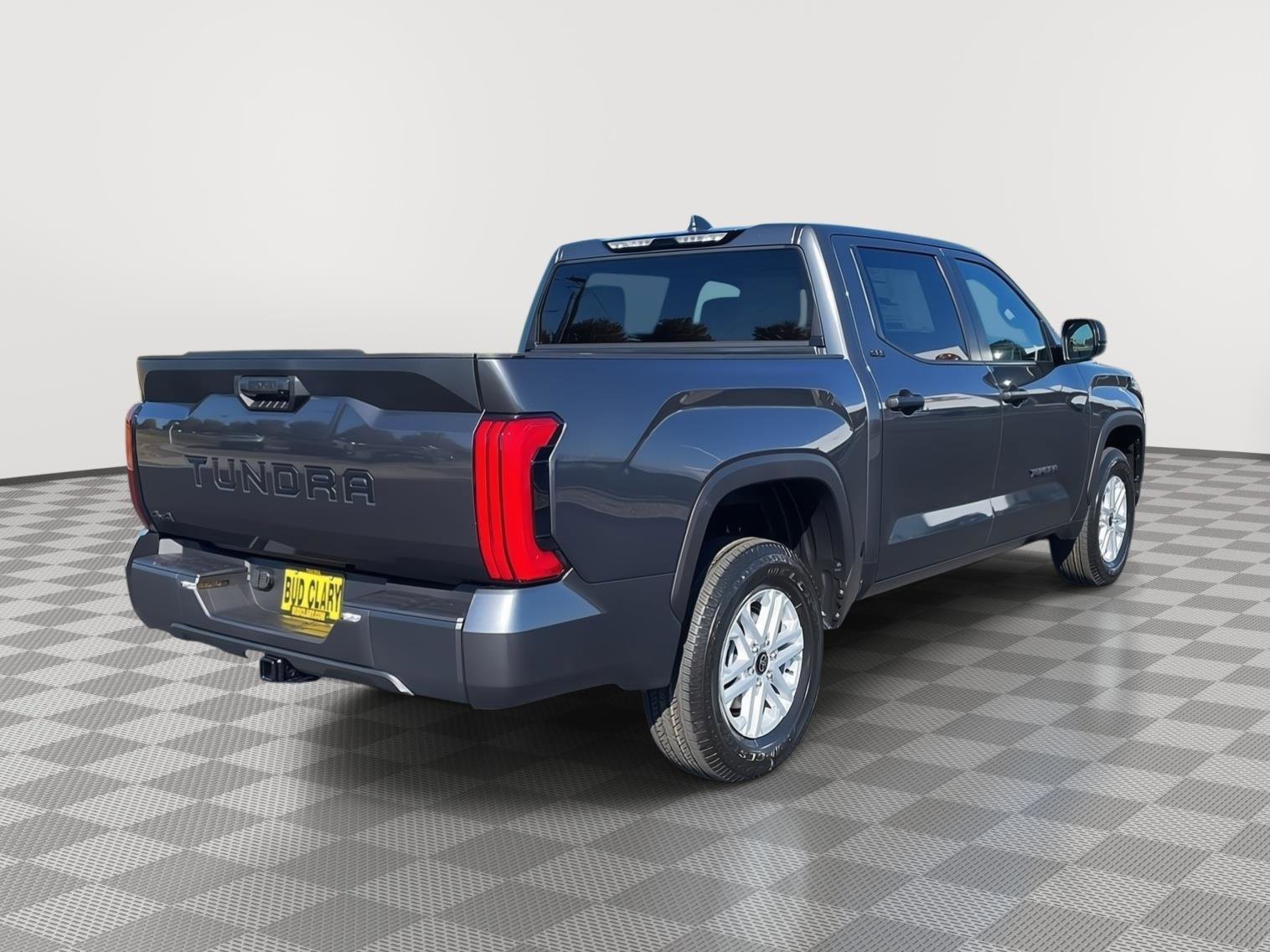 New 2026 Toyota Tundra SR5 image 3
