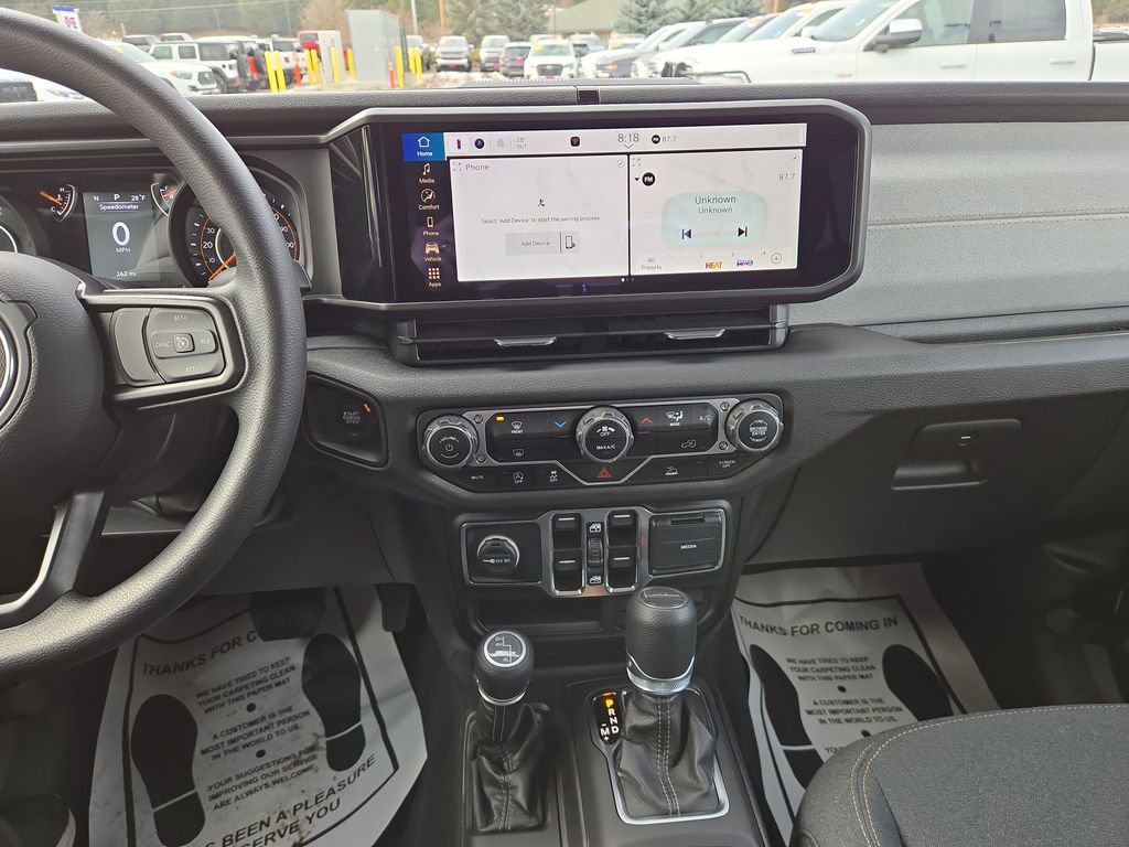 Used 2025 Jeep Gladiator Sport image 21