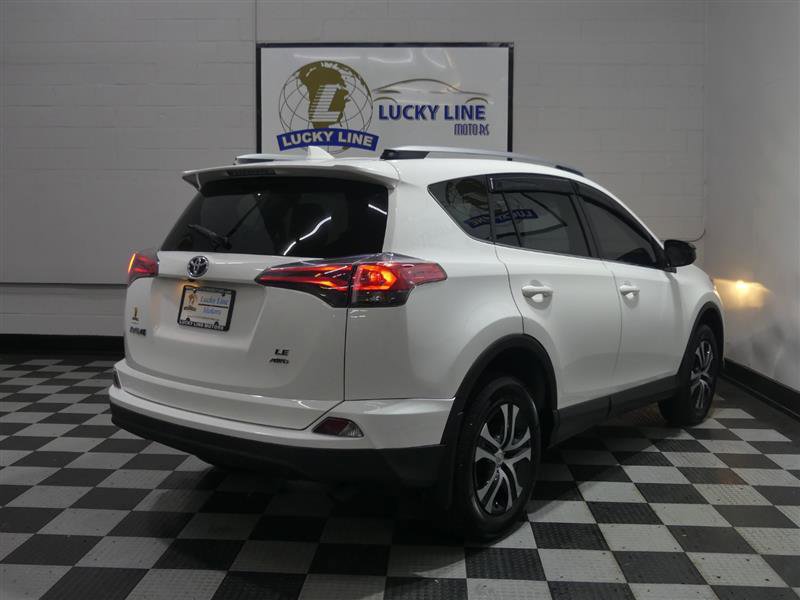Used 2018 Toyota RAV4 LE w/ All Weather Liner Package image 10