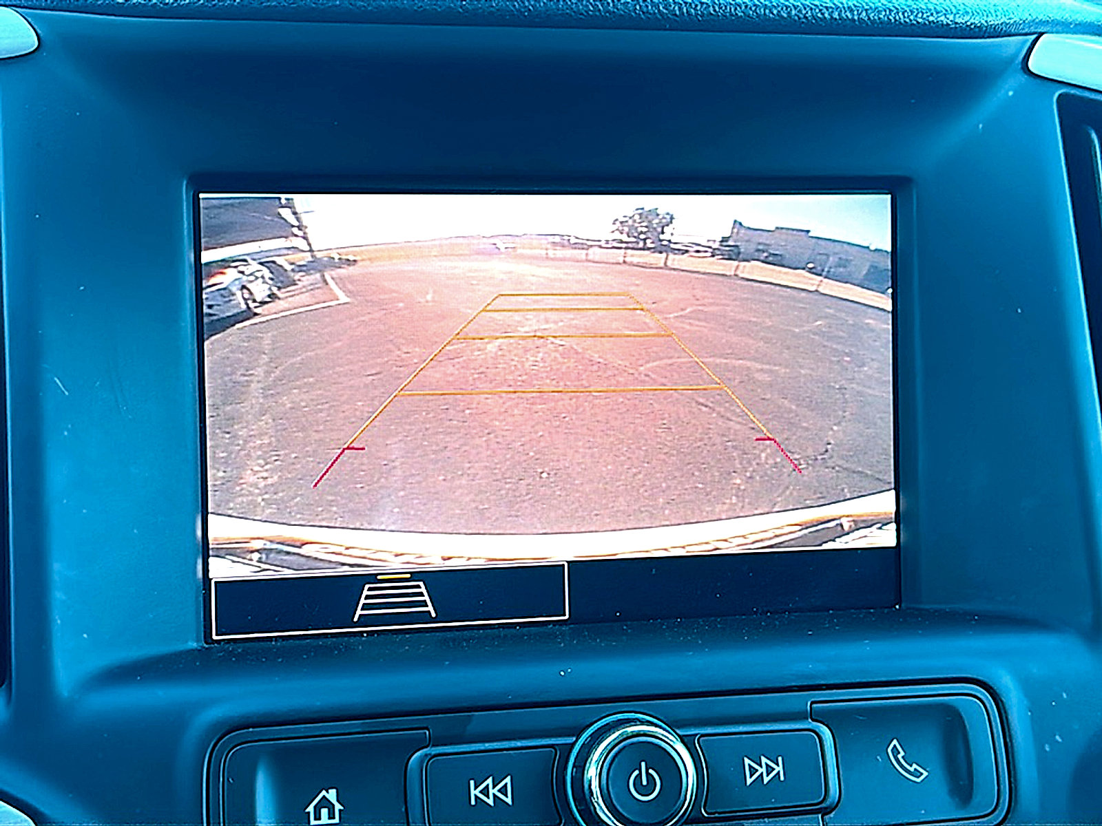 Used 2024 GMC Terrain SLE FWD image 33