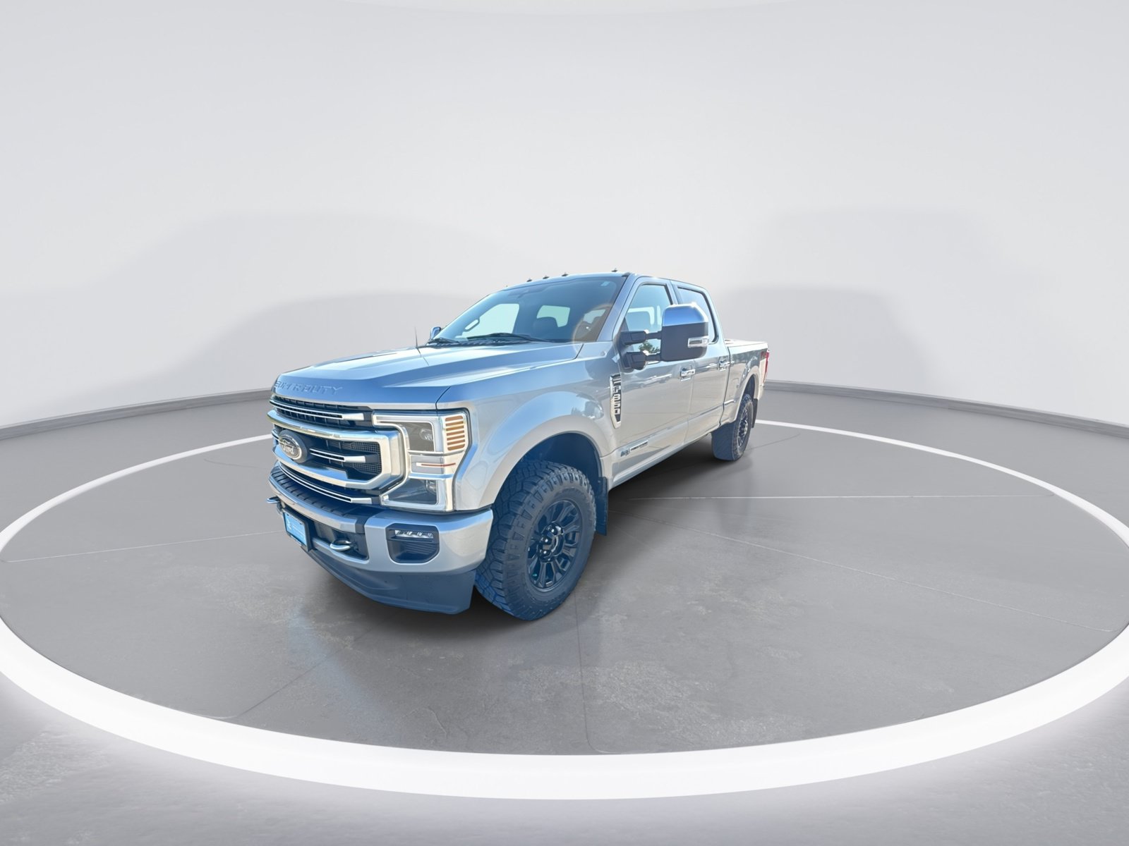 Used 2022 Ford F350 Platinum AWD/4WD image 4