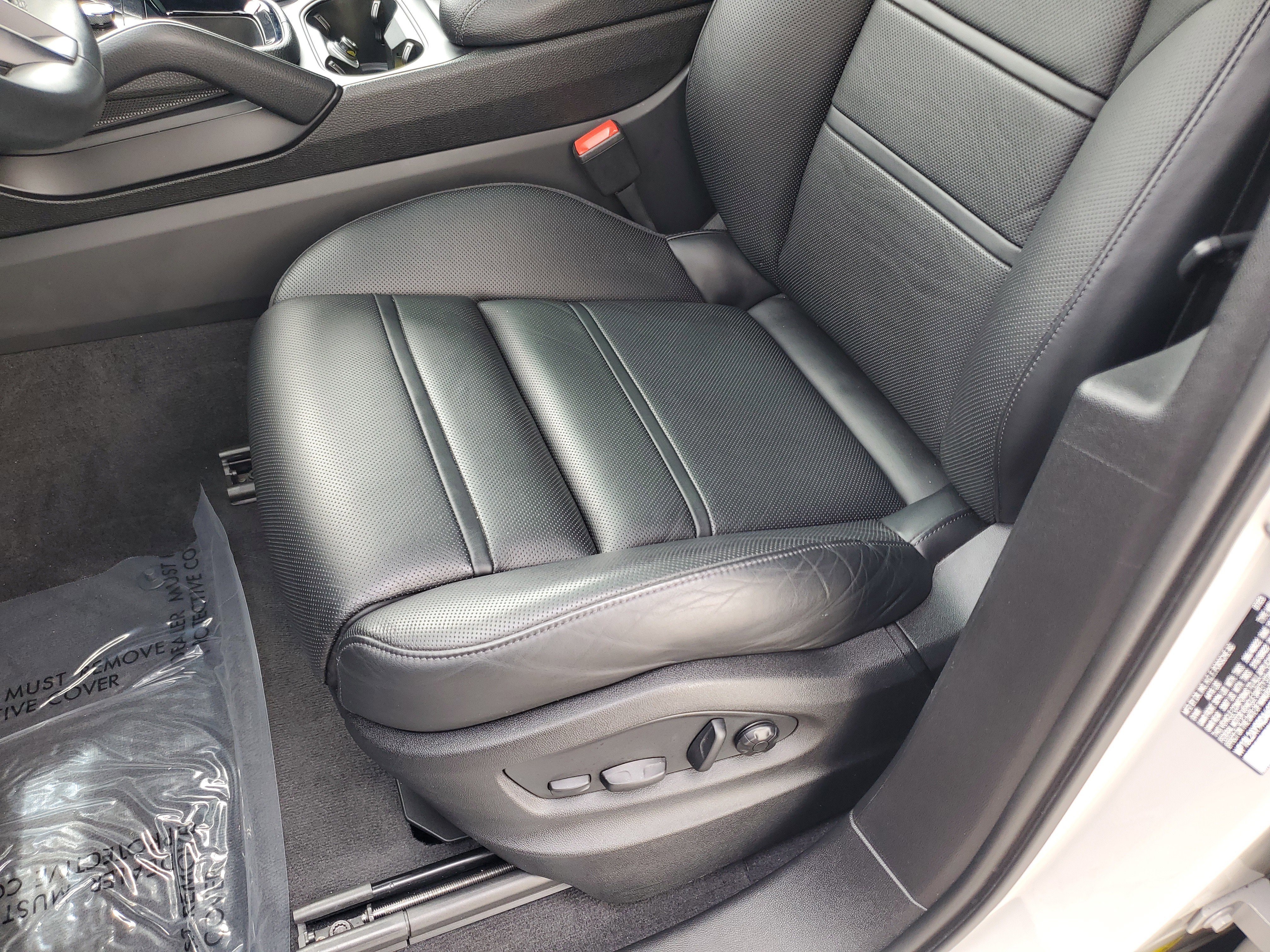 Used 2024 Porsche Cayenne S AWD/4WD image 21