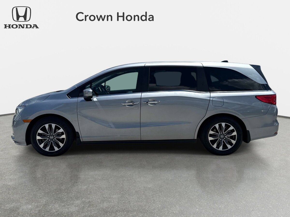 Certified 2024 Honda Odyssey EX-L image 2