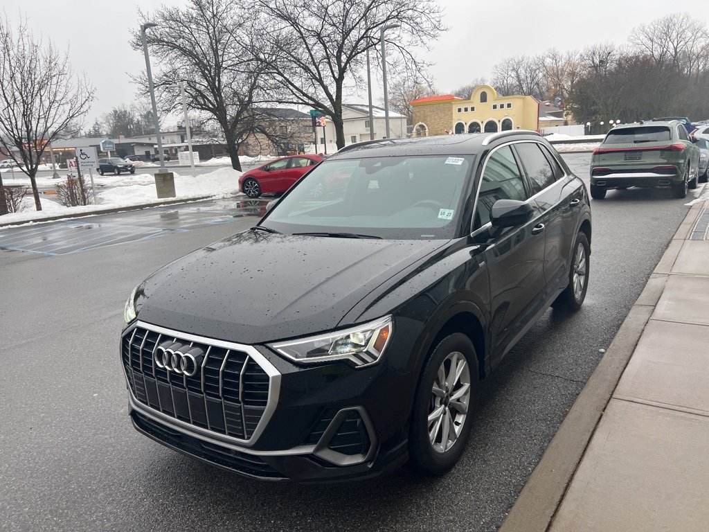 Used 2023 Audi Q3 2.0T Premium image 47