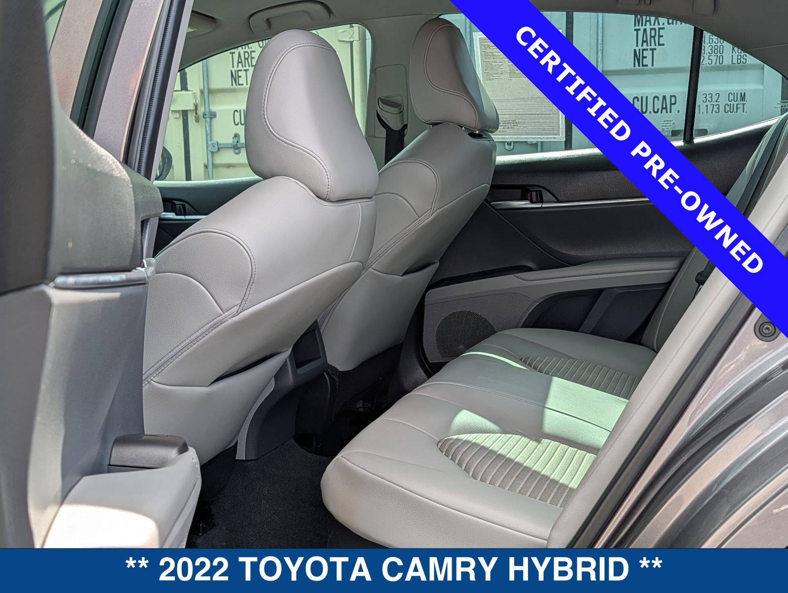 Used 2022 Toyota Camry SE FWD image 13