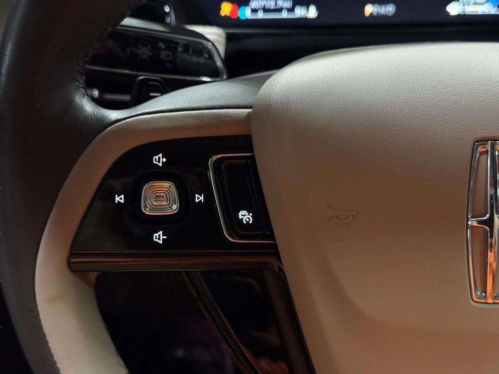 Certified 2022 Lincoln Corsair Grand Touring w/ Elements Technology Bundle image 12