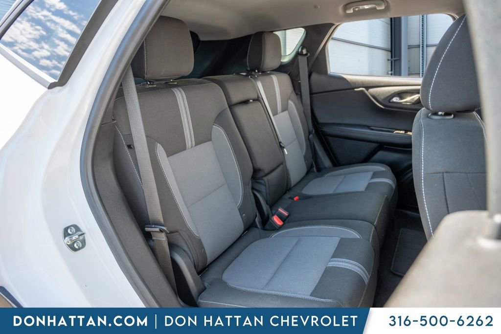 Used 2025 Chevrolet Blazer LT AWD/4WD image 24
