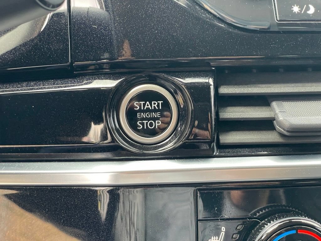 Certified 2022 Nissan Pathfinder SL AWD/4WD image 22