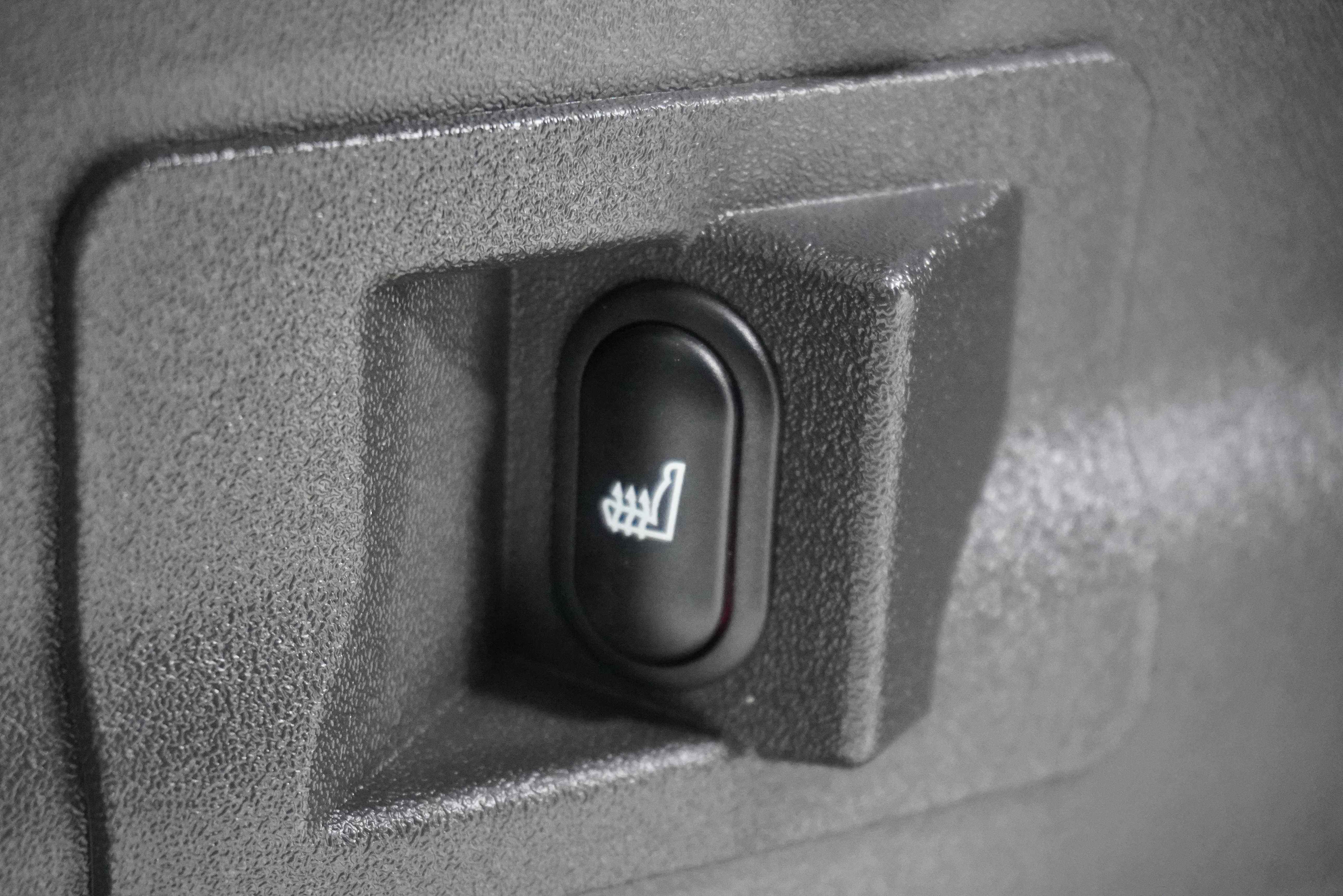 Used 2017 Ford Transit 150 XLT RWD image 11