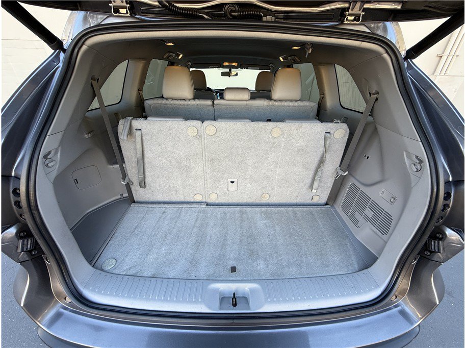 Used 2016 Toyota Highlander Plus AWD/4WD image 25