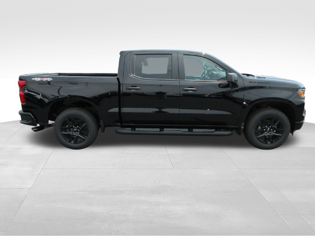New 2026 Chevrolet Silverado 1500 Custom w/ Turbomax Blackout Package AWD/4WD image 6