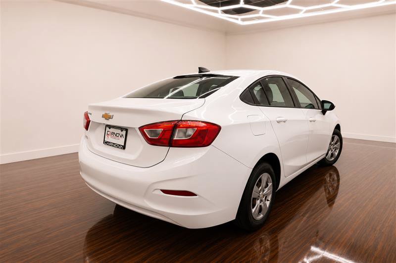 Used 2018 Chevrolet Cruze LS FWD image 7