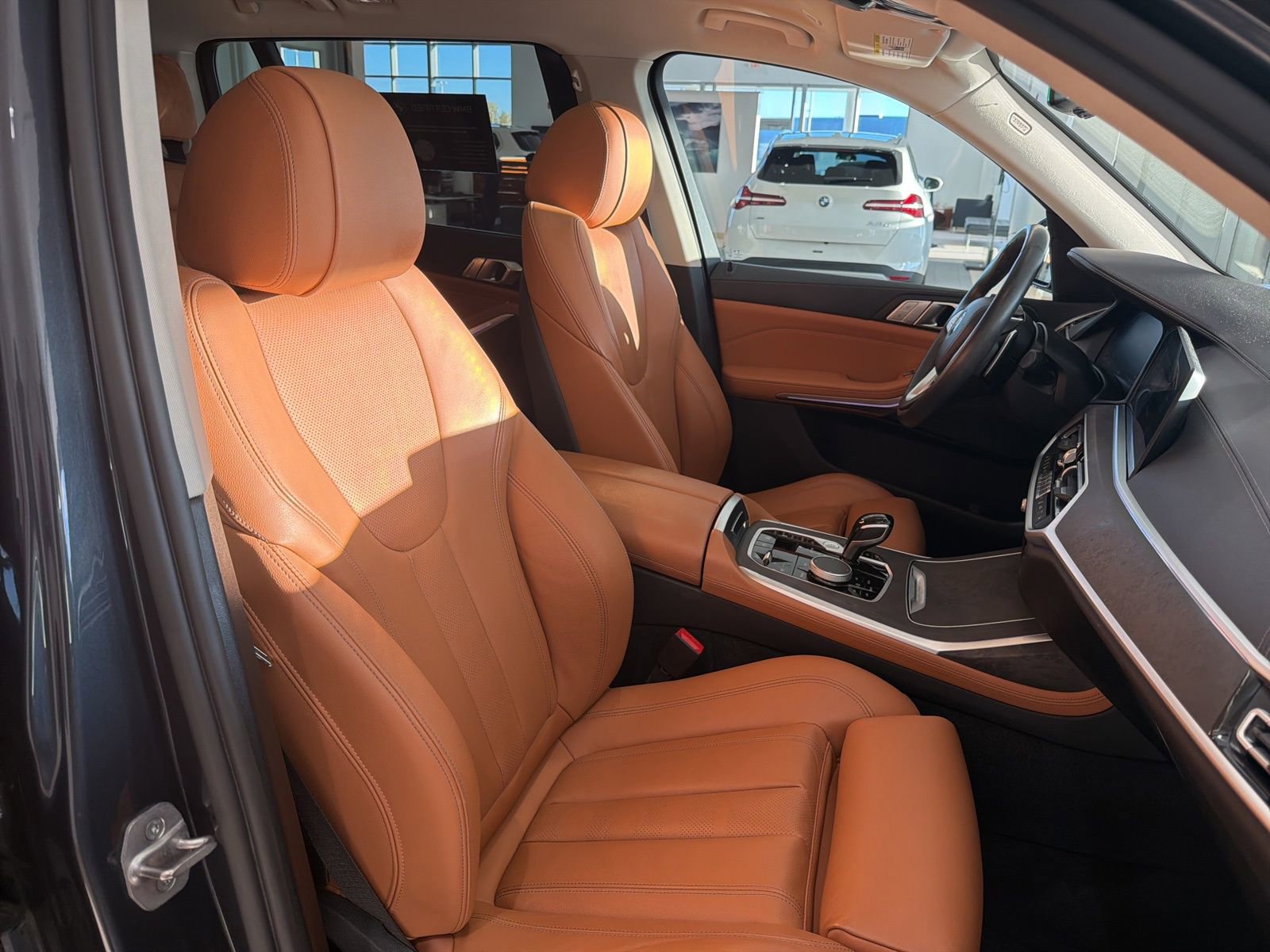 Certified 2022 BMW X7 xDrive40i w/ Premium Package image 53