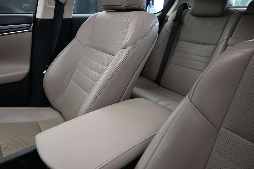Used 2017 Lexus GS 350 w/ Preferred Accessory Package RWD image 14