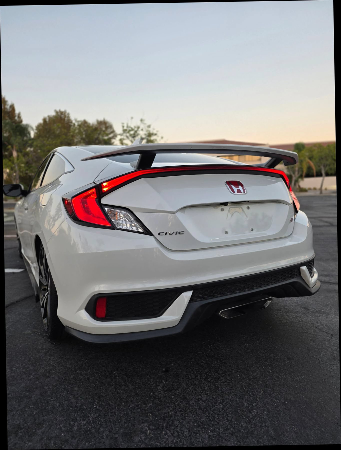 Used 2017 Honda Civic Si image 8