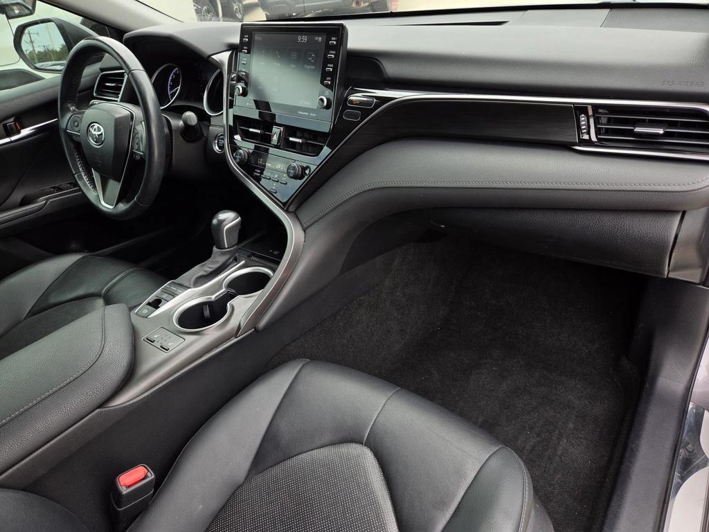 Used 2023 Toyota Camry XLE FWD image 8