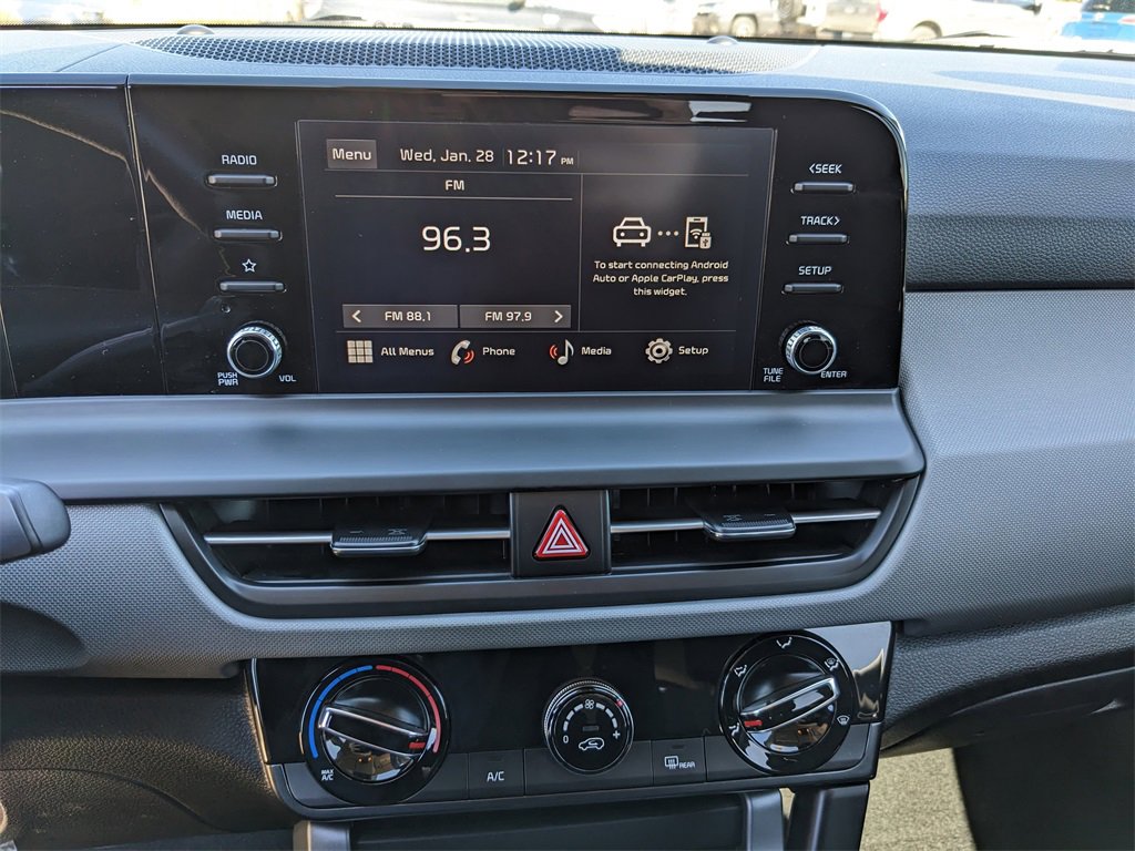 Certified 2025 Kia Seltos LX image 24