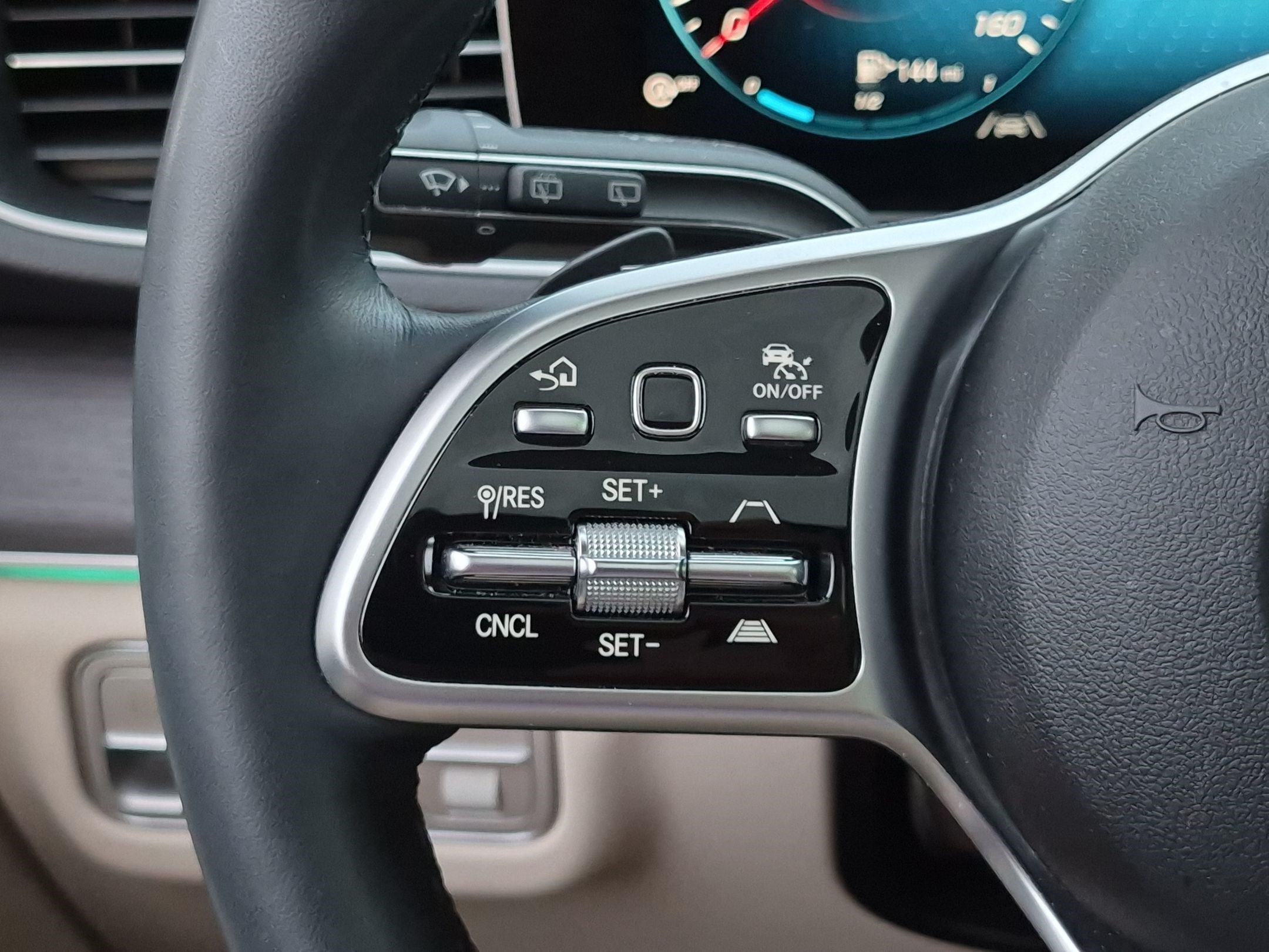 Used 2022 Mercedes-Benz GLE 350 4MATIC image 14