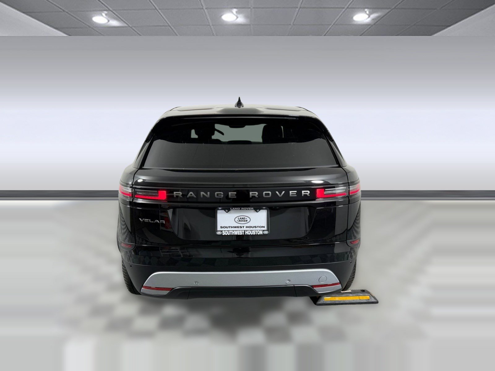 Used 2026 Land Rover Range Rover Velar S AWD/4WD image 10