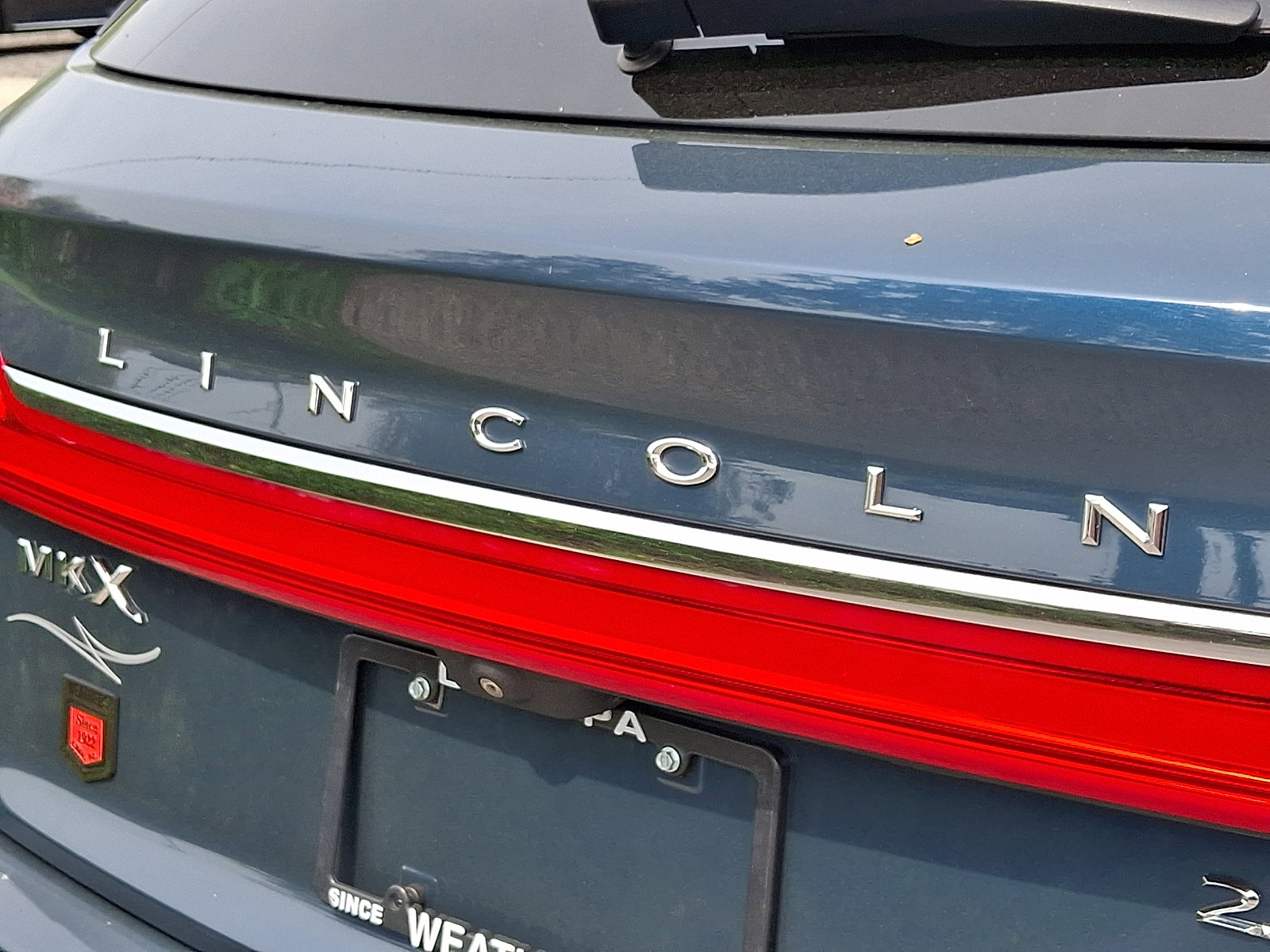 Used 2016 Lincoln MKX Reserve w/ Luxury Package image 32